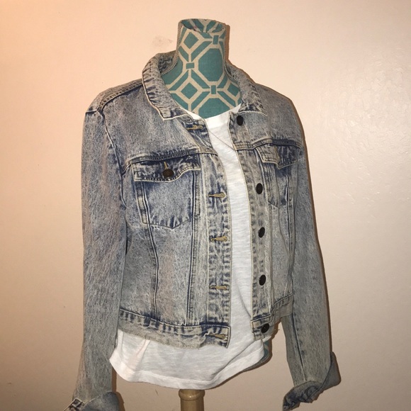 F21+ Acid washed jean jacket - Picture 3 of 6